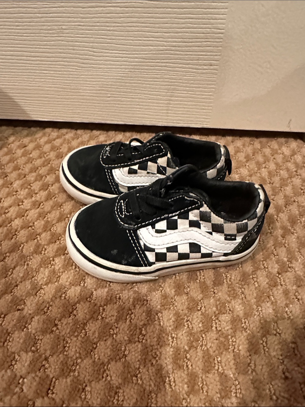 Vans Kids Black & White Checkerboard Skate Sneakers